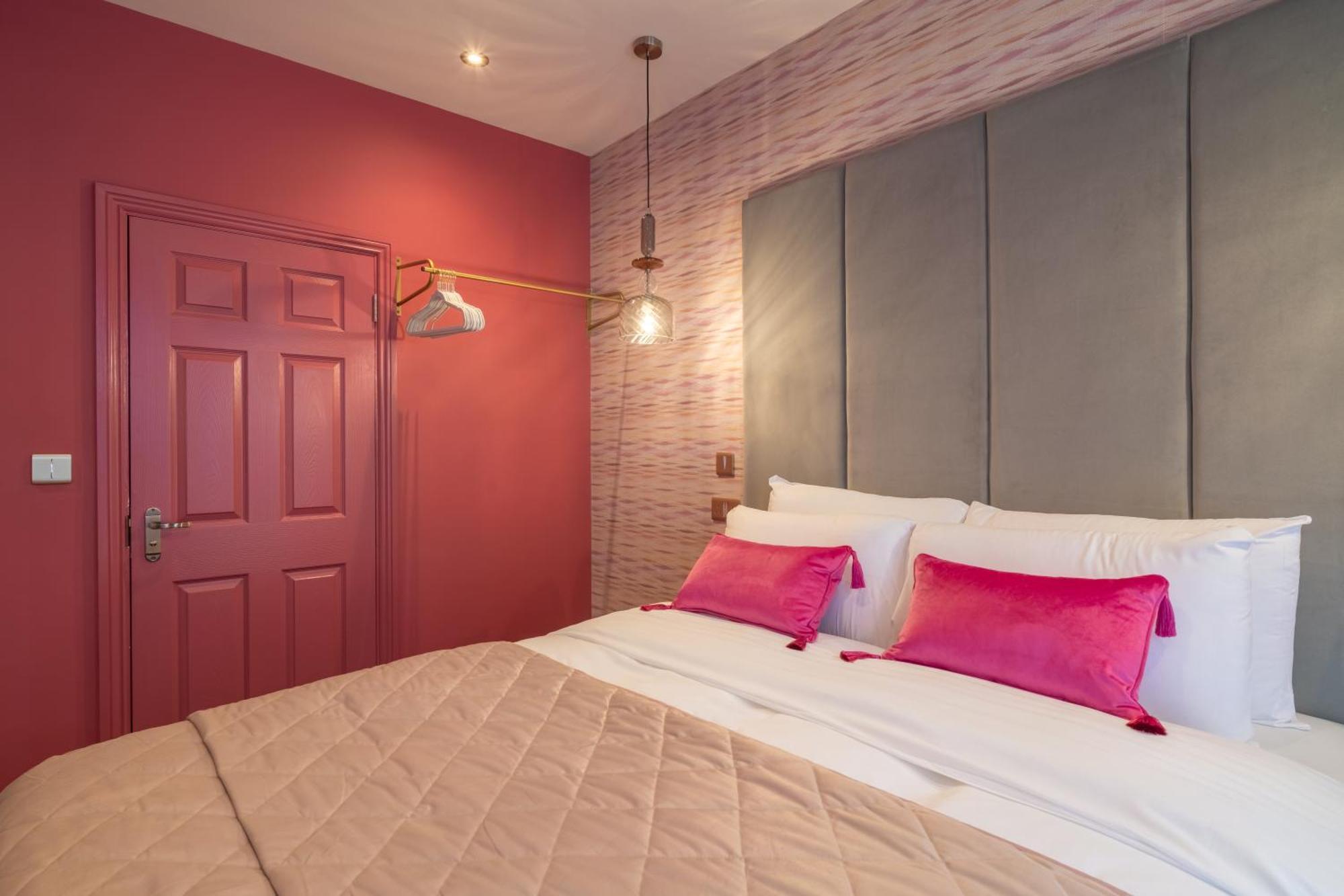 Howfield Hotel Merthyr Tydfil Dış mekan fotoğraf
