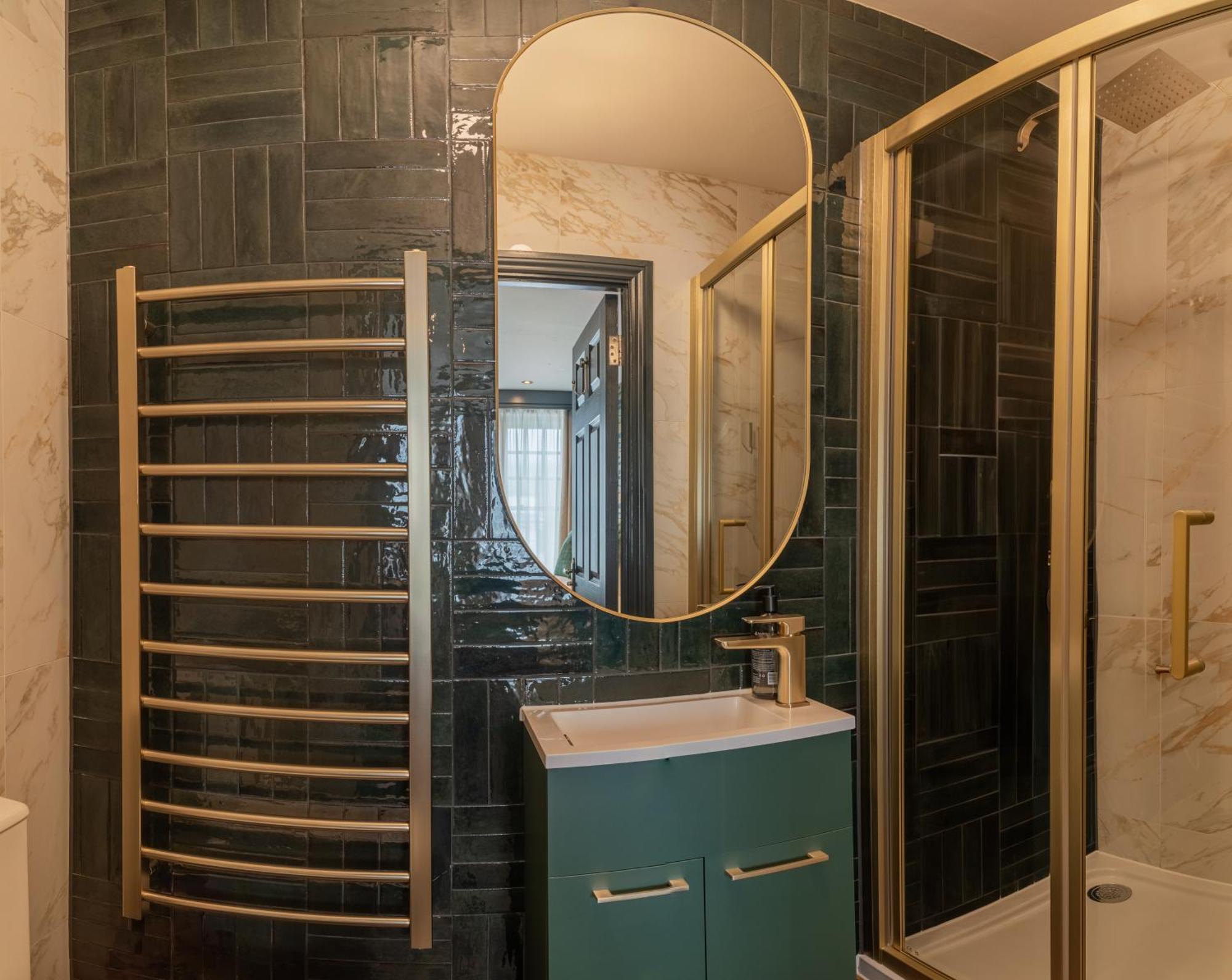 Howfield Hotel Merthyr Tydfil Dış mekan fotoğraf