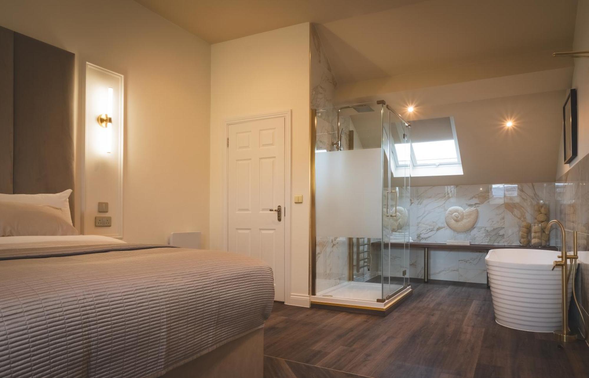 Howfield Hotel Merthyr Tydfil Dış mekan fotoğraf