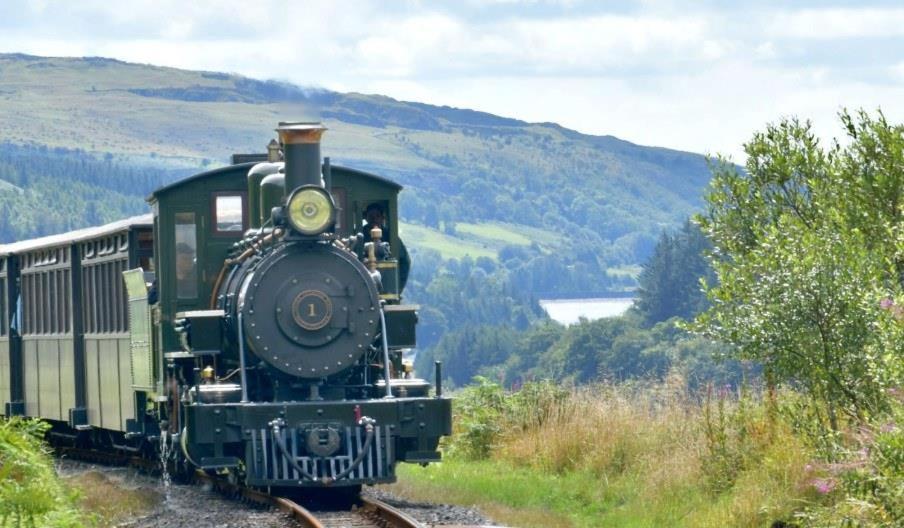 Howfield Hotel Merthyr Tydfil Dış mekan fotoğraf